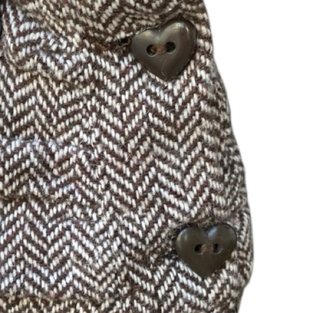 Old Navy Wool Blend Tweed Lace Trim Heart Button Skirt I Size: 4 - Picture 4 of 12